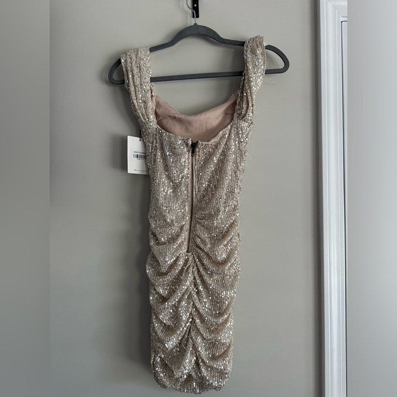 Hello Molly mini dress - Size 4. - Picture 4 of 5